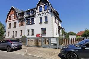 Schönes Mehrfamilienhaus mit Praxis - und Bürofläche und zusätzlicher Grundstücksfläche in Jößnitz – Bahnhofstraße 6, 8547 Jößnitz, Plauen – Vorschaubild 3