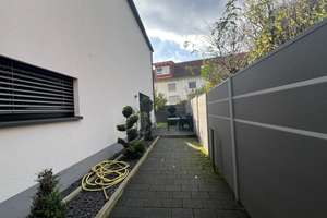 Exklusive Stadtvilla provisionsfrei ! – Die vollständige Adresse der Immobilie erhältst du vom Anbieter., 55252 Mainz-Kastel, Wiesbaden – Vorschaubild 4