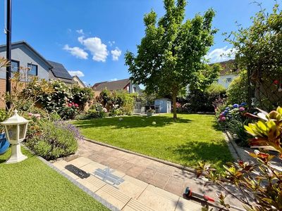 Modernes Reihenendhaus mit Wohlfühlgarten in 1A Lage von Walldorf