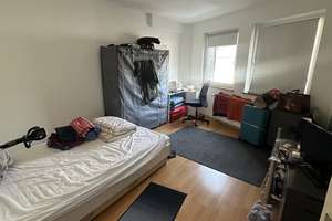 4-Zimmer-Wohnung mit Balkon in zentraler Lage der Siegener Oberstadt – ideal für WG oder Familie – Kölner Straße 10, 57072 Siegen, Siegen – Vorschaubild 8