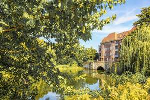 Am Kreuzpfuhlteich in Weißensee: 4 Zi-DG-Maisonette mit Aufzug EBK u 2 Balkonen (WE09) – Woelckpromenade 7, 13086 Weißensee, Berlin – Vorschaubild 9