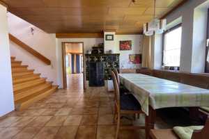 Großzügiges Einfamilienhaus mit Garage und Carport in Au/ Hallertau – Au in der Hallertau, Freising (Kreis), 84072 Freising (Kreis) – Vorschaubild 2