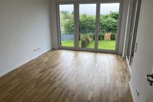 Elegante Doppelhaus-Hälfte mit Blick auf den Budenheimer Golfplatz – Am Lenneberg 42, 55257 Budenheim – Vorschaubild 11