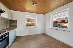 Wohnhaus mit Potenzial: zwei Doppelhaushälften in Münsingen – Die vollständige Adresse der Immobilie erhältst du vom Anbieter., 72525 Münsingen – Vorschaubild 17