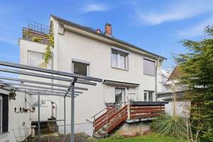 Einziehen & Wohlfühlen: Helle 3-Zimmer-Erdgeschosswohnung mit Garten und PKW-Garage in Köln-Holweide – Die vollständige Adresse der Immobilie erhältst du vom Anbieter., 51067 Holweide, Köln – Vorschaubild 12