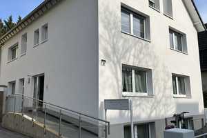 ERST LESEN - Villenviertel Exklusive Dachgeschosswohnung mit traumhafter Dachterrasse – ab 01.05.25 – Bonn – Vorschaubild 1