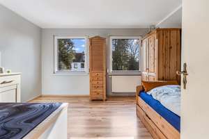 Charmantes und gepflegtes Reihenhaus mit herrlichem Garten in ruhigem Wohngebiet – Die vollständige Adresse der Immobilie erhältst du vom Anbieter., 22159 Farmsen-Berne, Hamburg – Vorschaubild 9