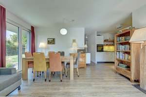 Lichtdurchflutetes Zuhause mit Terrasse und Rundum-Grünblick – Die vollständige Adresse der Immobilie erhältst du vom Anbieter., 40472 Rath, Düsseldorf – Vorschaubild 23