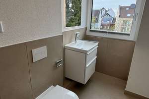 Kernsanierte Dachgeschosswohnung  in Alt-Heerdt - ruhig und 400m zum Rhein – Alt-Heerdt 26, 40549 Heerdt, Düsseldorf – Vorschaubild 20