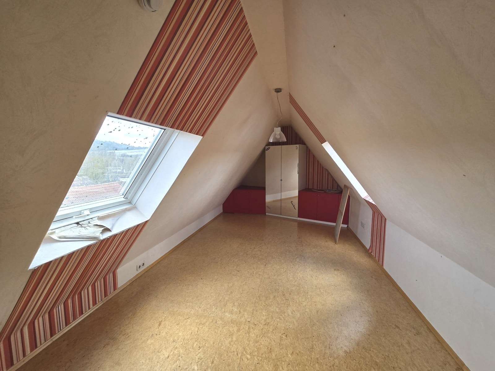 Immobilie in Maroldsweisach - *PREISREDUZIERUNG* Modernisiertes MFH inkl. Gewerbe mit Nebengebäude u. Garagen in zentraler Lage v - Bild 5