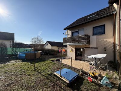 Gepflegte Doppelhaushälfte mit Garten, Doppelgarage und Erweiterungsmöglichkeiten