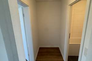 Moderne 3-Zimmer-Wohnung mit Balkon! – Spinozastr. 18, 45279 Freisenbruch, Essen – Vorschaubild 6