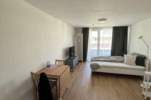 Stilvolle 1-Zimmer-Wohnung mit gehobener Innenausstattung mit Balkon und EBK in München Berg am Laim – 81673 Echarding, München – Vorschaubild 10