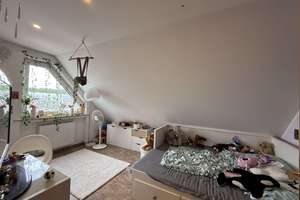 Großzügige Maisonette-Wohnung mit zwei Balkonen und zwei Stellplätzen – Die vollständige Adresse der Immobilie erhältst du vom Anbieter., 44379 Marten, Dortmund – Vorschaubild 11