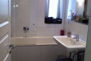 Helle 2-Zimmer,KDB Wohnung mit Balkon im 3. OG in Düsseldorf-Friedrichstadt,Holzdielen ,Altbau – Corneliusstraße 48, 40215 Friedrichstadt, Düsseldorf – Vorschaubild 6
