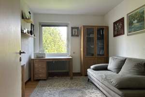 Attraktive 4,5-Zimmer-Wohnung mit Balkon in zentraler Lage von Weende – Die vollständige Adresse der Immobilie erhältst du vom Anbieter., 37077 Weende, Göttingen – Vorschaubild 3