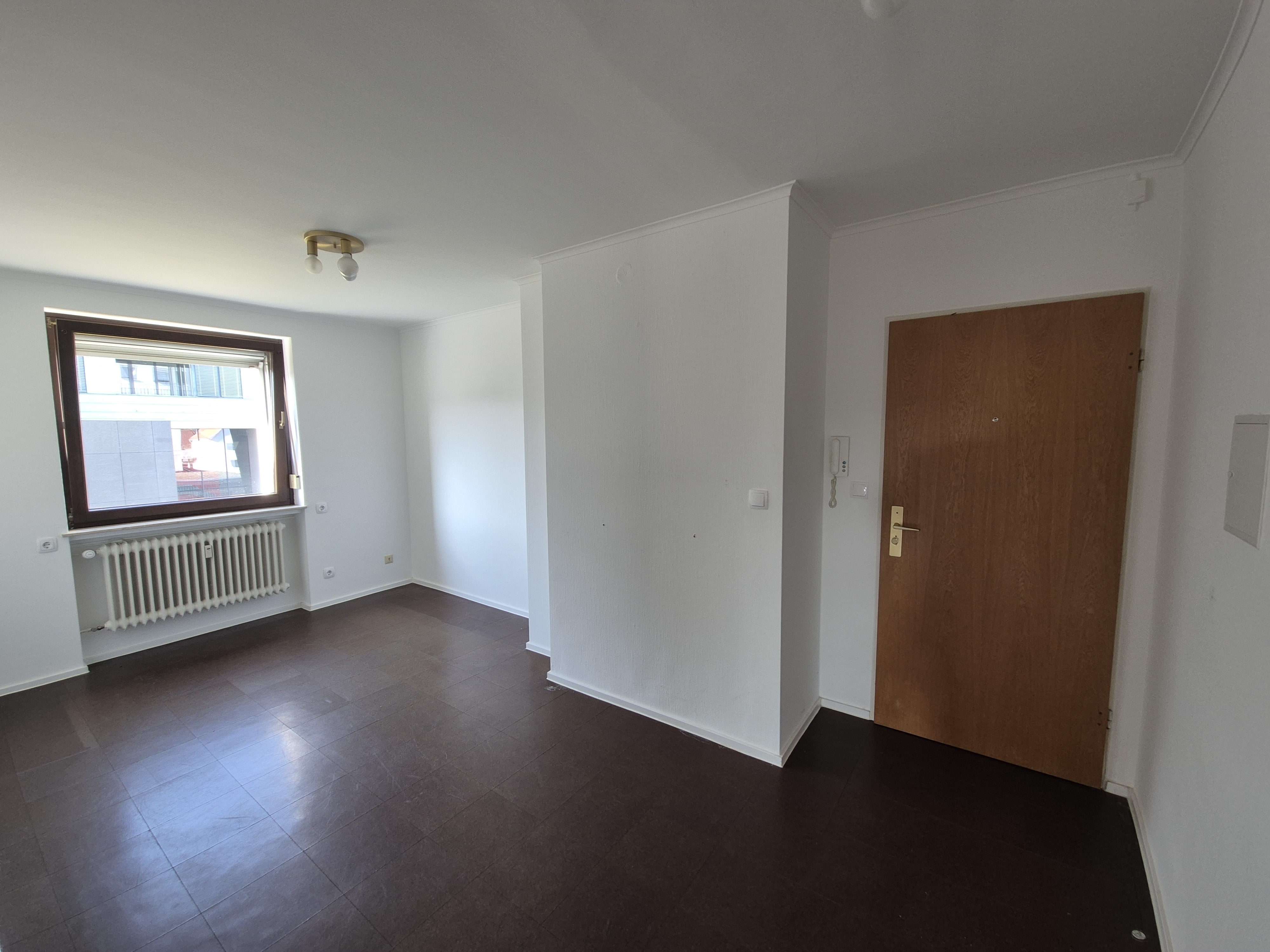 5 Zimmer Stadtwohnung mit Loggia und Aufzug, Hochtaunuskreis – Bild 2