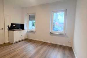 Stilvoll wohnen: Sanierte EG-Wohnung mit EBK in beliebter Lage von Mönchengladbach Odenkirchen – Schmidt-Bleibtreu-Straße 32, 41199 Mönchengladbach – Vorschaubild 2
