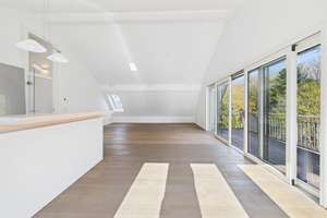 Traumwohnung in idyllischer, bester Lage:
Ihre exklusive Dachgeschoss-Wohlfühloase am Waldrand – 81827 Waldtrudering, München – Vorschaubild 13
