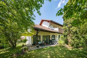 Stilvolles Einfamilienhaus mit großzügigem Garten und Blick ins Grüne
 – Die vollständige Adresse der Immobilie erhältst du vom Anbieter., 86438 Kissing – Vorschaubild 2