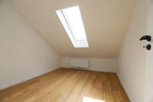 Kernsanierte und helle DG-Wohnung mit Dachterrasse! – Schnuckentrift 4, 30657 Bothfeld, Hannover – Vorschaubild 9