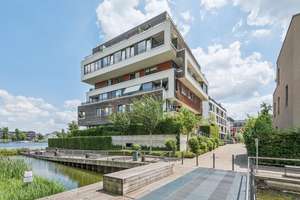 Architektur trifft Wasserlage – Loftartige Gartenwohnung in Berlin-Grünau – Die vollständige Adresse der Immobilie erhältst du vom Anbieter., 12527 Grünau, Berlin – Vorschaubild 1