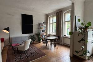 Charmante 2-Zimmer-Altbauwohnung in Mitte/Prenzlauer Berg - möbliert, befristet auf 6 Monate – Templiner Straße 18, 10119 Prenzlauer Berg, Berlin – Vorschaubild 2