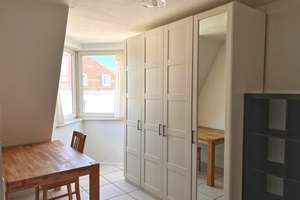 Vollmöblierte 3,5 Zimmer Maisonette in Neu-Ulm Stadtmitte (ab 01.07.) – Friedenstraße 32/1, 89231 Neu-Ulm – Vorschaubild 3