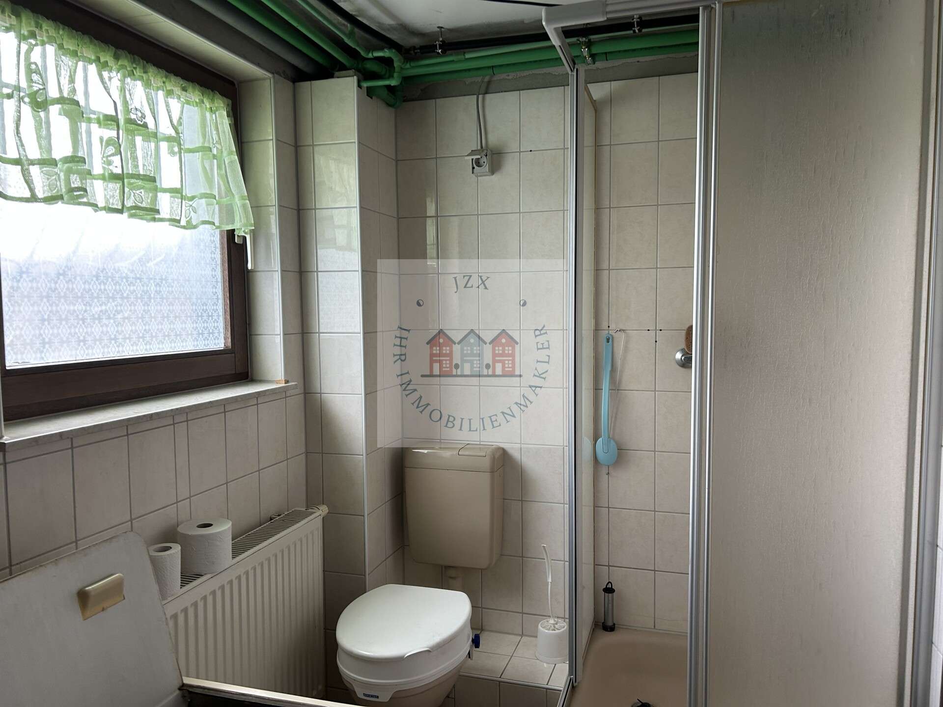 Immobilie in Gornau - Arbeiten vor Ort, komfortabel wohnen – vielseitige Gewerbeimmobilie mit Wohnhaus und XXL-Grundstück - Bild 1