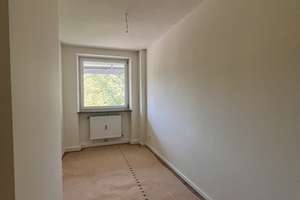 ERSTBEZUG nach Sanierung! - Helle 4-Zimmer-Wohnung mit Balkon – Söderblomstr. 1, 90439 Sündersbühl, Nürnberg – Vorschaubild 8
