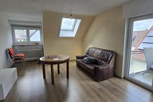 charmante Dachgeschosswohnung mit Balkon in kleiner Wohneinheit – 70327 Luginsland, Stuttgart – Vorschaubild 6