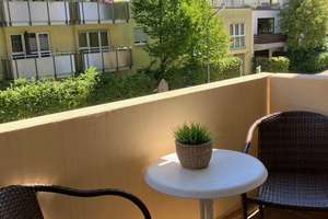 Sehr schön möbliertes und ausgestattetes App. in zentraler Lage – Safferlingstr. 5, 80634 Neuhausen, München – Vorschaubild 3
