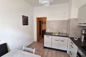 Briesnitz! - Möblierte 2-Zimmer-Wohnung mit Wohnküche in ruhiger und grüner Lage! – Die vollständige Adresse der Immobilie erhältst du vom Anbieter., 1157 Briesnitz, Dresden – Vorschaubild 4