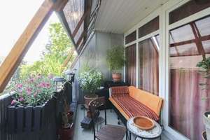 Attraktive Kapitalanlage – Vermietete 2-Zimmer-Dachgeschosswohnung mit Südbalkon in Spandau – Die vollständige Adresse der Immobilie erhältst du vom Anbieter., 13587 Hakenfelde, Berlin – Vorschaubild 3