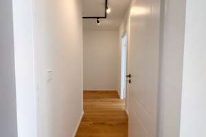 ERSTBEZUG nach Sanierung, 2-Zi. Wohnung,  Provisionsfrei in Berlin-Schmargendorf – Die vollständige Adresse der Immobilie erhältst du vom Anbieter., 14197 Wilmersdorf, Berlin – Vorschaubild 13