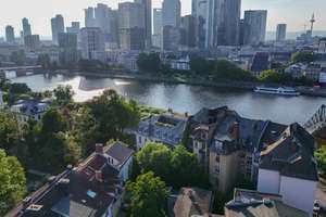 Exklusives Altbau-Juwel in der Belle Étage – Direkt am Museumsufer – 60594 Sachsenhausen-Nord, Frankfurt am Main – Vorschaubild 2