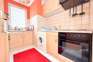 Attraktive Kapitalanlage in Erlangen – vermietete 3-Zimmer-Wohnung in Bestlage – Die vollständige Adresse der Immobilie erhältst du vom Anbieter., 91054 Markgrafenstadt, Erlangen – Vorschaubild 4