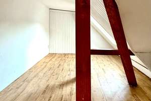 143 m² Dachgeschoss Altbaucharme mit Terrasse über den Dächern Moabits – Die vollständige Adresse der Immobilie erhältst du vom Anbieter., 10553 Moabit, Berlin – Vorschaubild 11