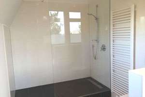 Dachmaisonette in Villa mit parkähnlichen Garten – Die vollständige Adresse der Immobilie erhältst du vom Anbieter., 65187 Biebrich, Wiesbaden – Vorschaubild 12