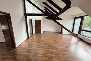 Gemütliche Dachgeschosswohnung im sanierten Altbau – frisch renoviert mit neuer Küche & Westbalkon – Konstantinstraße 32, 53179 Rüngsdorf, Bonn – Vorschaubild 4