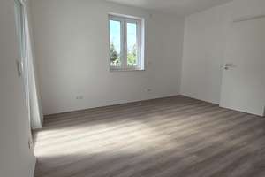 Viel Platz für Ihre Ideen: 4-Zimmer-Wohnung in Gedern – 63688 Gedern – Vorschaubild 11