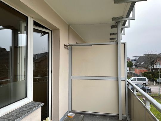 https://pictures.immobilienscout24.de/listings/d086fb03-b3db-4d5b-a87f-f363bda09d7c-1500633353.jpg/ORIG/resize/540x540%3E/format/jpg/quality/80