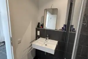 Property thumbnail 25