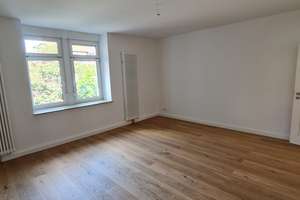 +4 Zimmer Familienwohnung-Wohnungsvideo anschauen! Parkett-Einbauküche+ – Die vollständige Adresse der Immobilie erhältst du vom Anbieter., 1219 Strehlen, Dresden – Vorschaubild 10