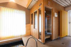 Architektur trifft Lebensqualität! Bungalow-Rarität mit Wellnessbereich und Gartenidylle – Böblingen (Kreis) – Vorschaubild 11