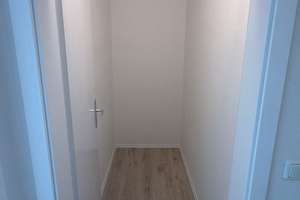 Geräumige 3 Zimmerwohnung mit Balkon - frisch saniert!! – Gerhart-Hauptmann-Straße 6, 47226 Rheinhausen-Mitte, Duisburg – Vorschaubild 2
