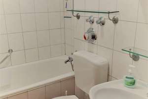 Möblierte, helle 1-Zimmer-Wohnung mit Südloggia in absolut ruhiger und dennoch zentraler Lage! – Regina-Ullmann-Str. -, 81927 Johanneskirchen, München – Vorschaubild 12