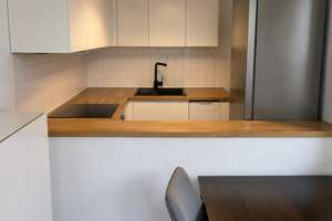 Nachmieter gesucht für Helle 3-Raum-Wohnung mit großem Balkon, moderner IKEA-Küche und Aufzug – Enderstraße 24, 1277 Tolkewitz/Seidnitz-Nord, Dresden – Vorschaubild 2