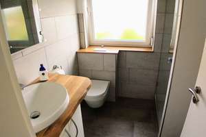 Helle 3-Zimmer-Wohnung mit Tageslichtbad, Terrasse und Weitblick über den Stuttgarter Talkessel – Plettenbergstr. 30, 70186 Gaisburg, Stuttgart – Vorschaubild 10