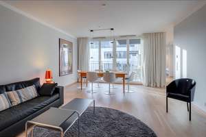 Möbliert: NYMPHENBURGER HÖFE: Exklusive Wohnung – Die vollständige Adresse der Immobilie erhältst du vom Anbieter., 80335 St. Benno, München – Vorschaubild 2